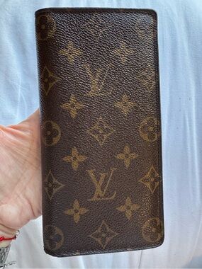 Authentic Louis Vuitton Monogram Brazza Long bifold Wallet - Brown/Tan